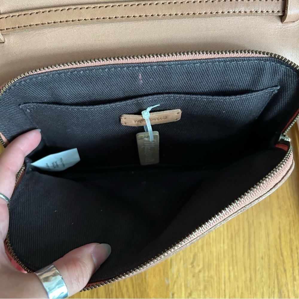 Madewell The Morgan Crossbody Bag Purse Tan Magnet Closure Inner Mirror - Picture 8 of 9